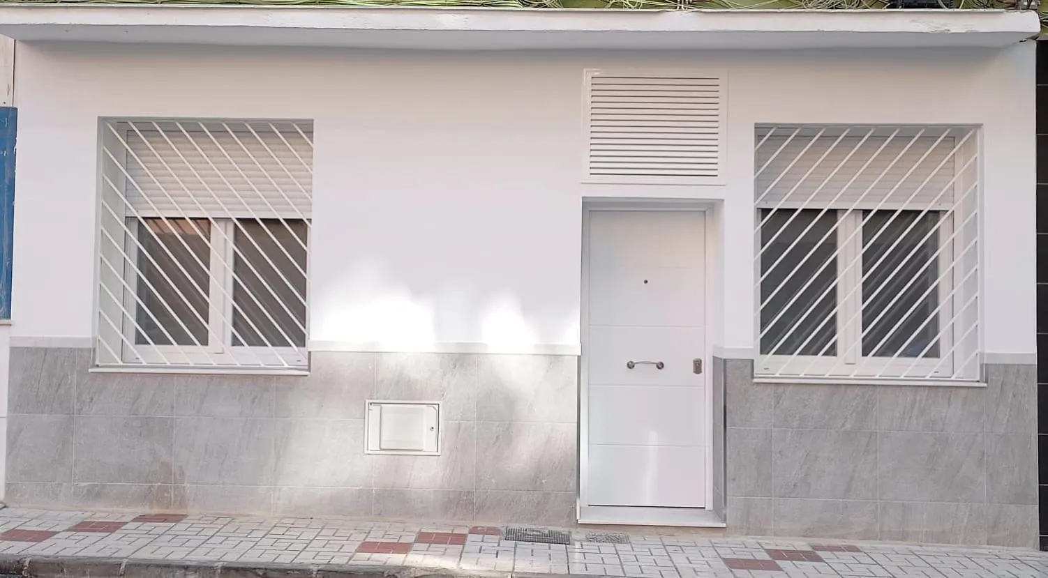 בית נופש מאלגה Family Apartment ספרד